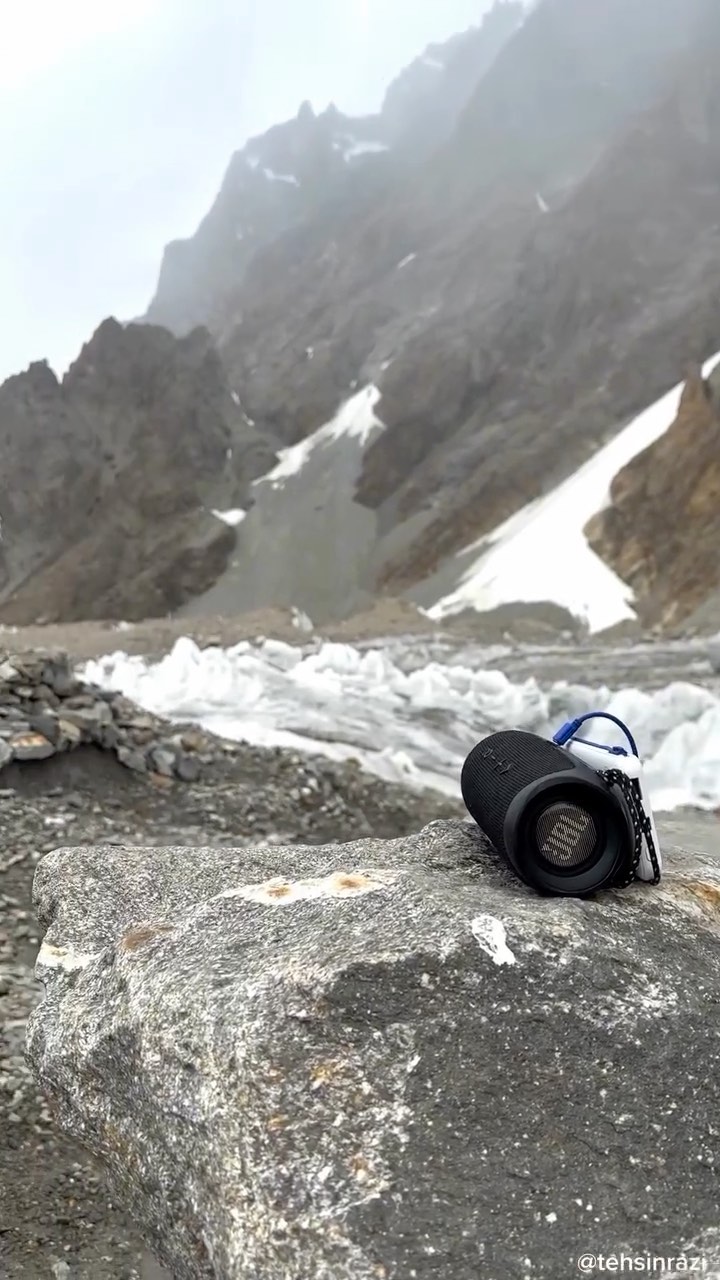 Every trekkie needs a well-deseved music break with JBL Bluetooth speakers
@tehsinrazi 

#JBLSpeakers #JBLSound #JBLIndi...