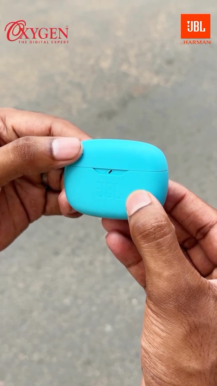 Let the sound of JBL Wave Beam 2 move you!🌊 @sanchari_trails #WaveBeam2 #JBLEarbuds #JBLAudio #JBLIndia #JBL